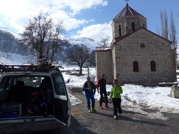 271-freeride und heliskiing in georgien